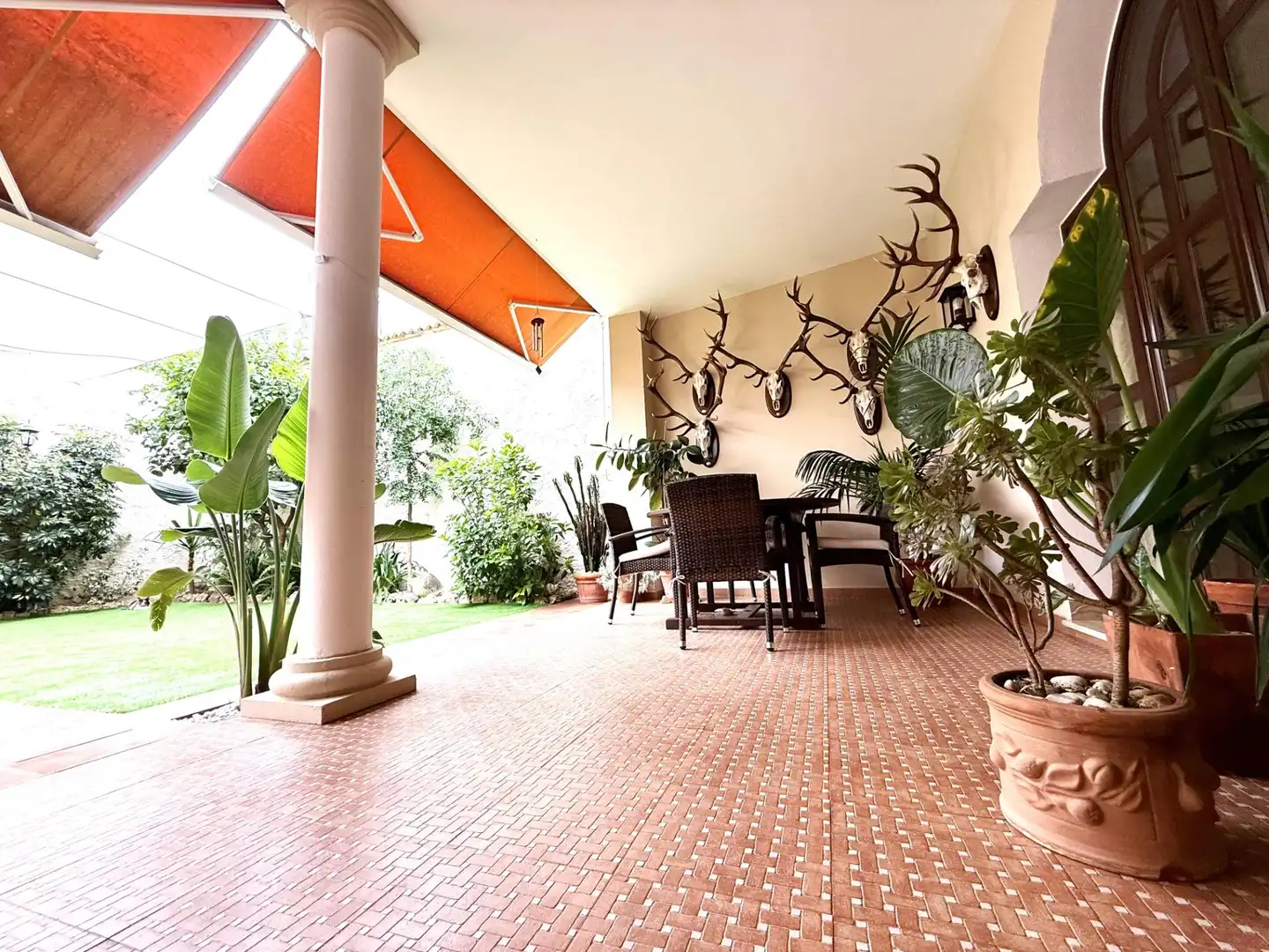 Terrassa de Casa o xalet en venda en Posadas amb Aire condicionat, Calefacció i Jardí privat