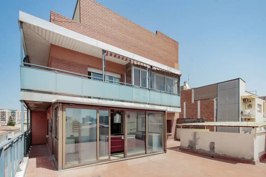Exterior view of Flat for sale in Sabadell  with Heating