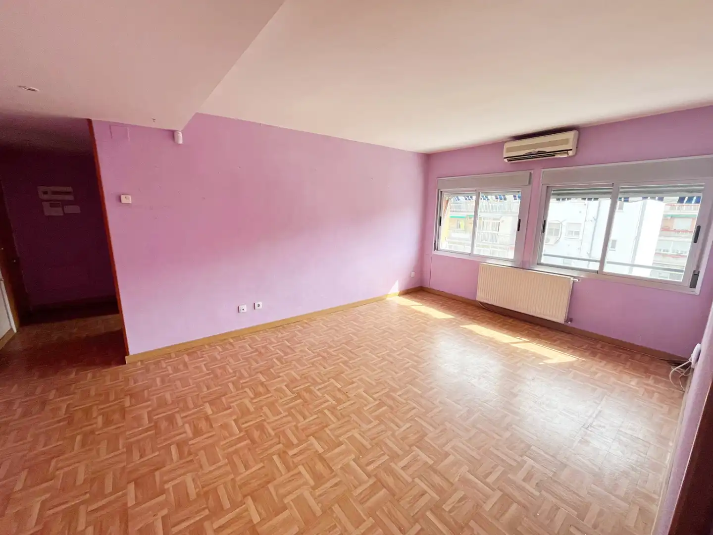 Flat with lift for sale in Calle de Eduardo Rojo
