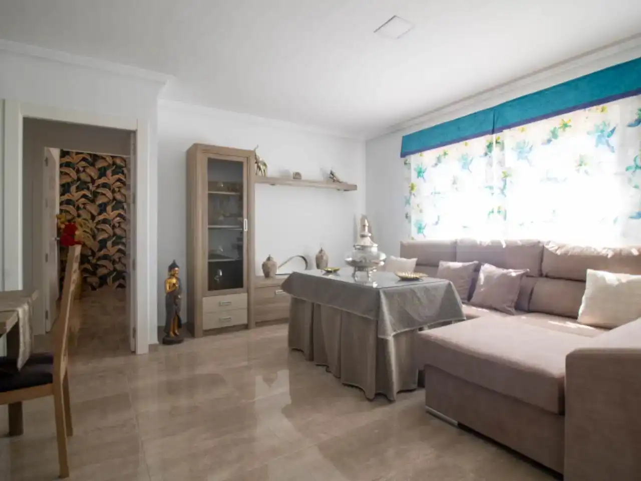 Sala d'estar de Pis en venda en Baeza amb Aire condicionat, Jardí privat i Traster