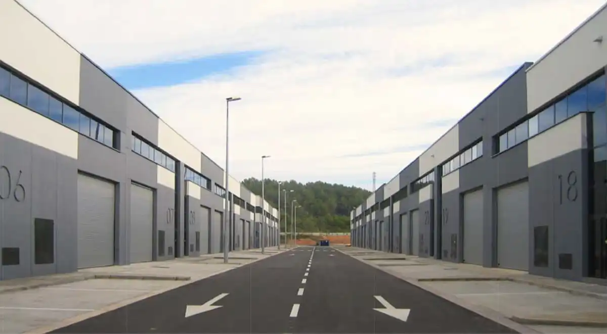 Industrial building for sale in Sant Vicenç Dels Horts