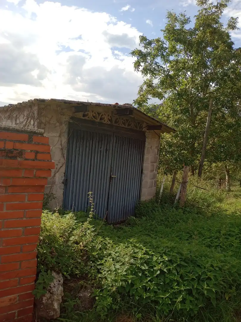 Terrenos y solares en venta en Piloña