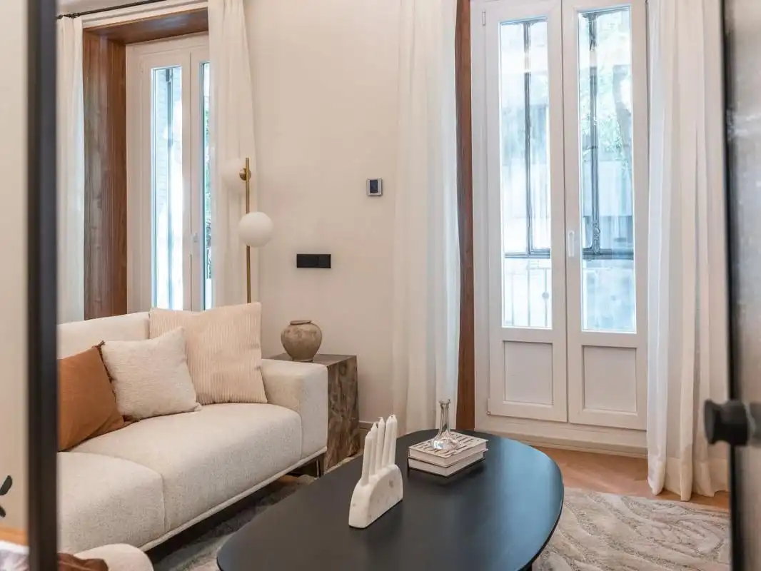 Piso con ascensor en venta en Calle de Alcántara, imagen 4