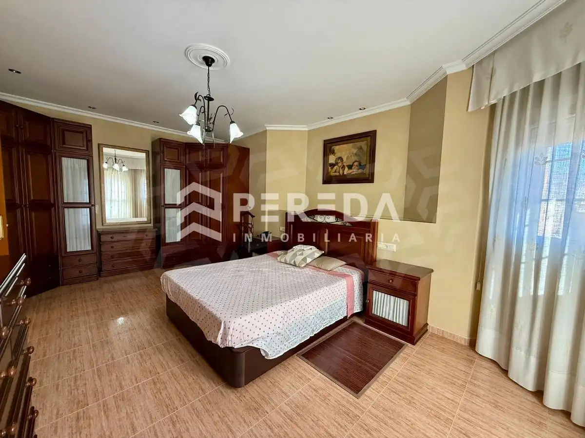 Dormitori de Casa o xalet en venda en La Mojonera amb Jardí privat, Terrassa i Moblat