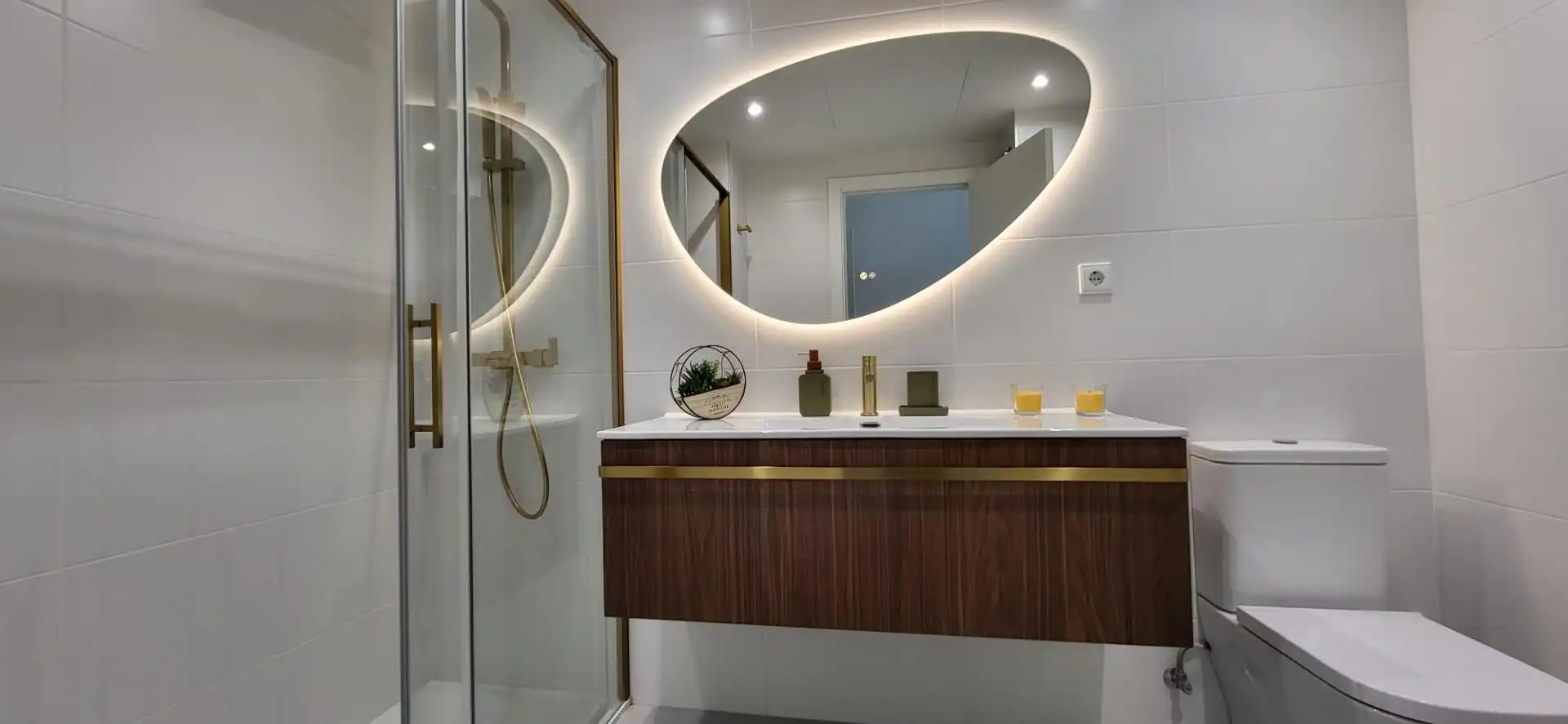 Bany de Apartament de lloguer en Marbella amb Aire condicionat, Calefacció i Terrassa