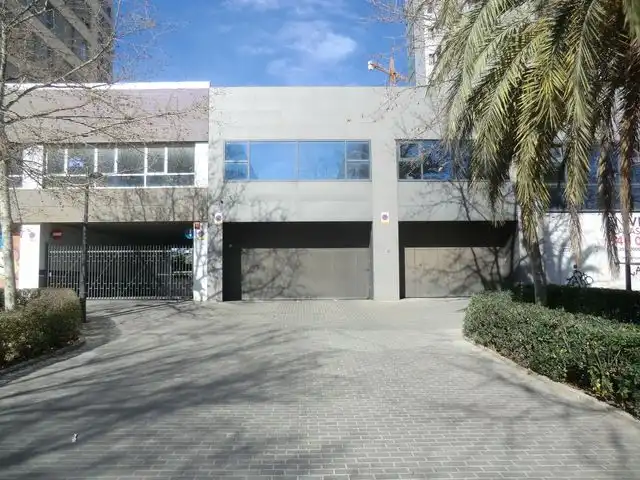 Vista exterior de Garaje de alquiler en Paterna