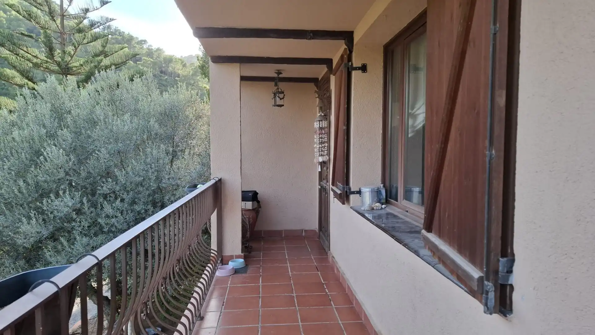 Houses for sale in Vallirana