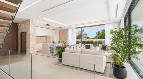 Elegancia Dorada Lujosa Villa en la Milla de Oro de Marbella, imatge 5