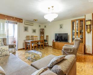 Living room of Flat for sale in  Madrid Capital  with Air Conditioner and Terrace