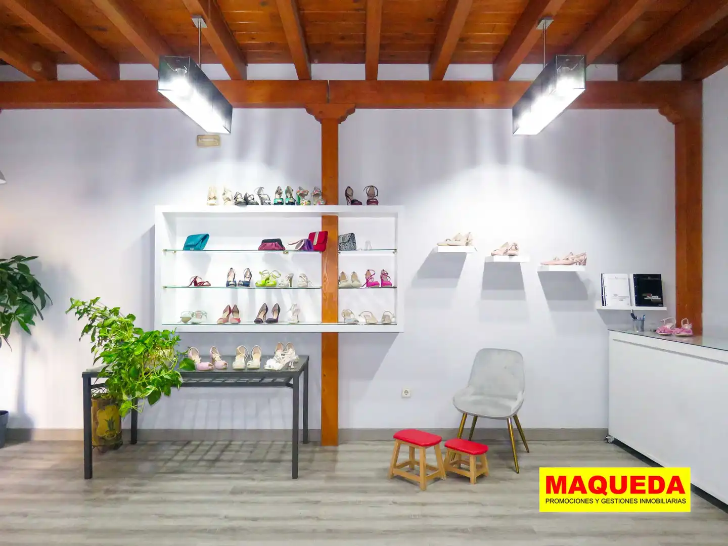 Local comercial de lloguer a Calle Gabriela Mistral 3, imagen 5