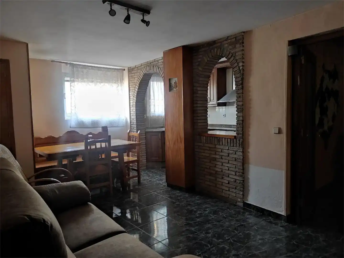 Sala d'estar de Casa adosada en venda en Caspe amb Aire condicionat
