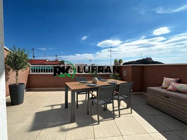 Penthouse mit Aufzug zum Verkauf in Avenida Avenida Jijona
