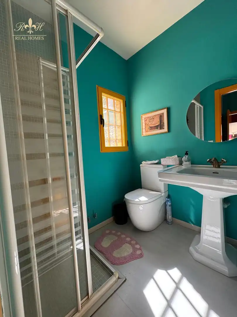 Bathroom of Houses for sale in Benidorm  with Air Conditioner and Terrace