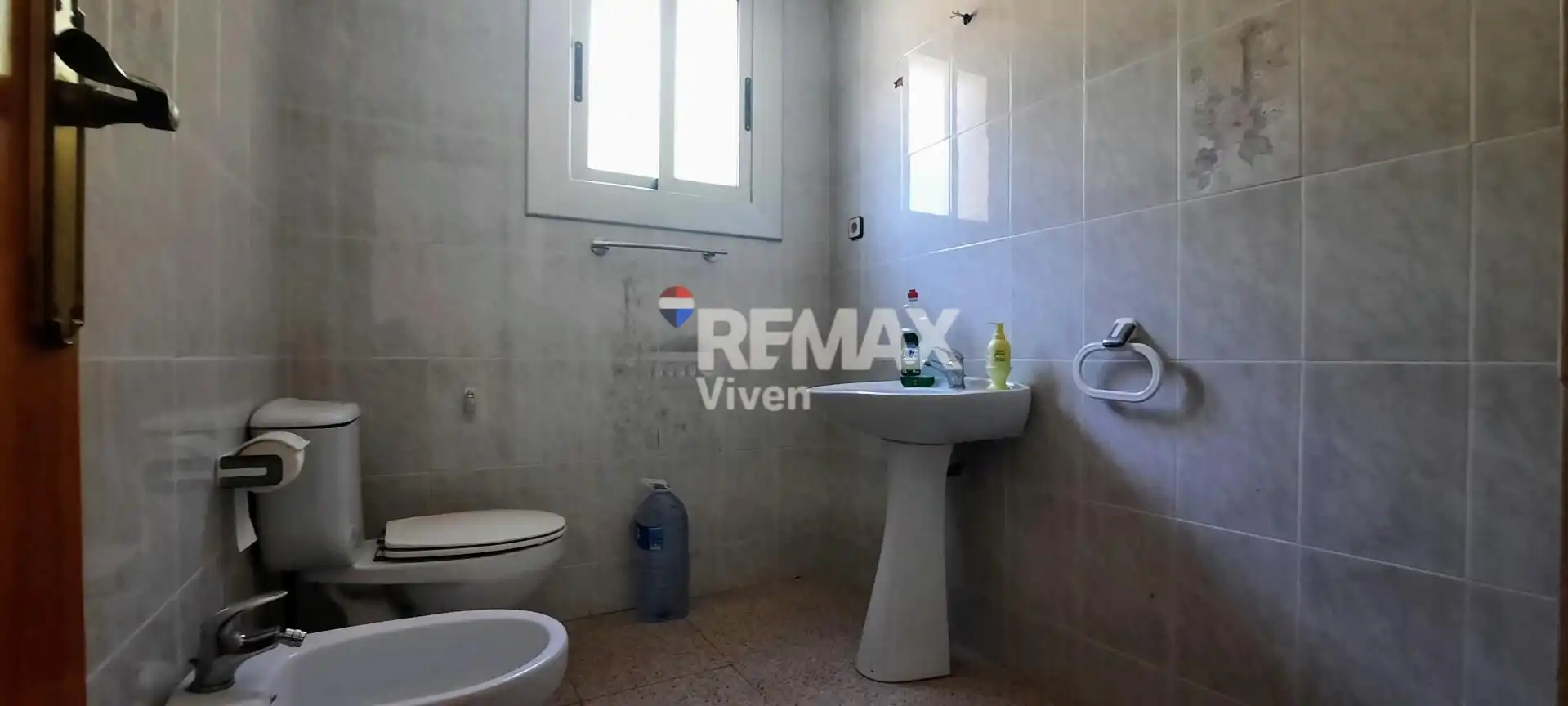 Bathroom of Houses for sale in Cubelles  with Terrace