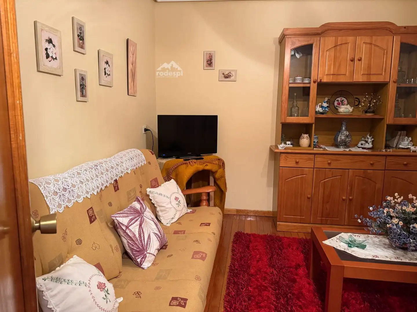 Sala de estar de Casa o chalet en venta en A Teixeira  con Trastero y Amueblado