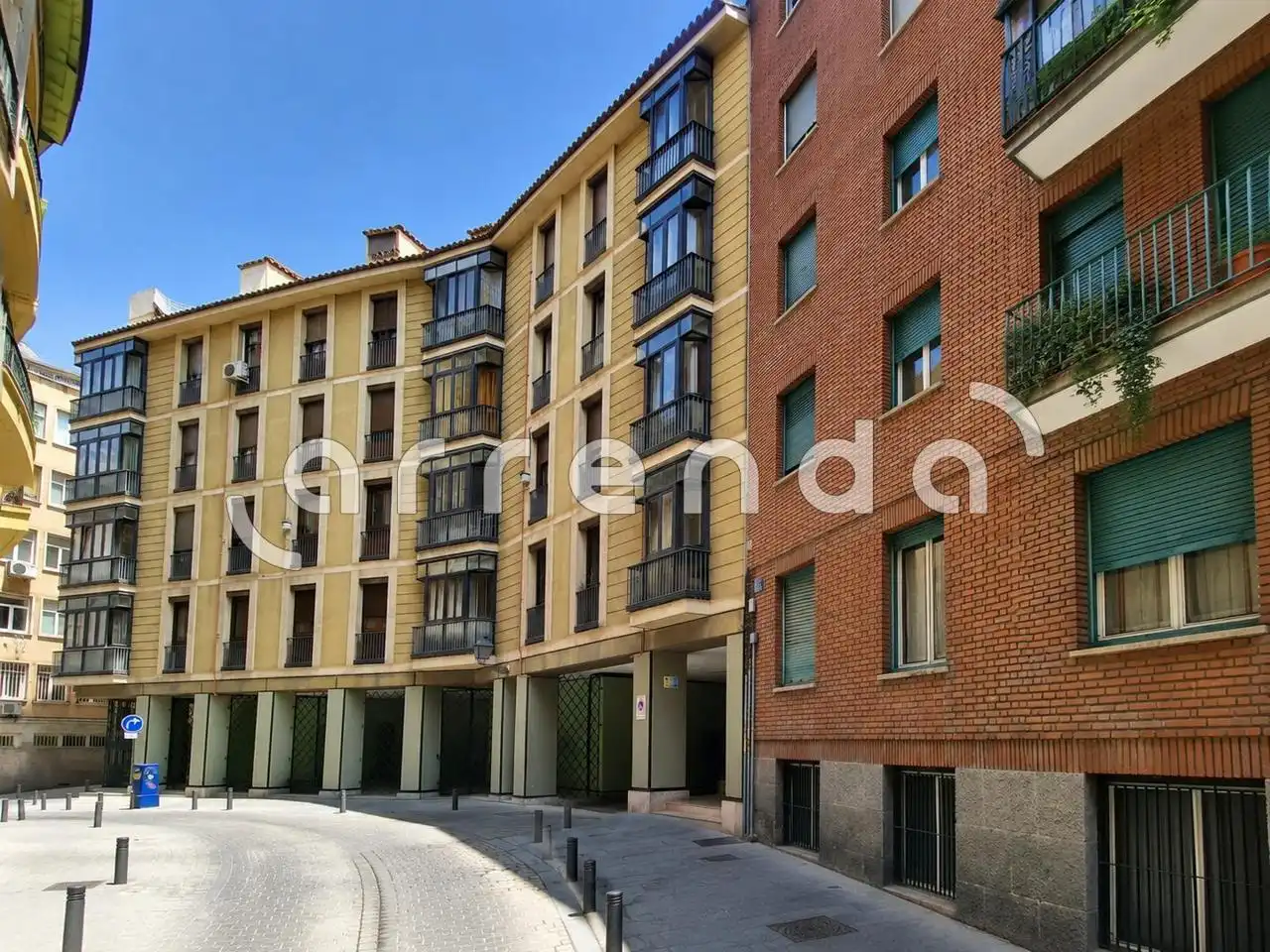 Außenansicht von Wohnung zur Miete in Madrid mit Klimaanlage, Parkett und Möbliert