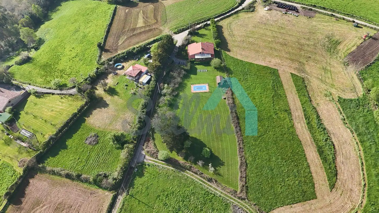 Casa o xalet en venda en Villaviciosa amb Calefacció, Jardí privat i Terrassa