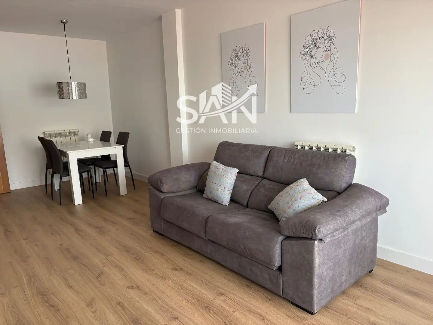 Appartamento con terrazza in vendita a Cuarte de Huerva, imagen 4