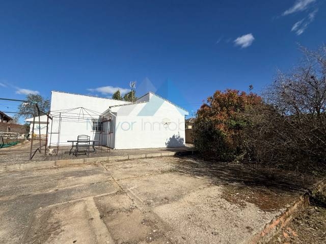 Casa-chalet en Venta en Calle de la Encina en Pezuela de las Torres