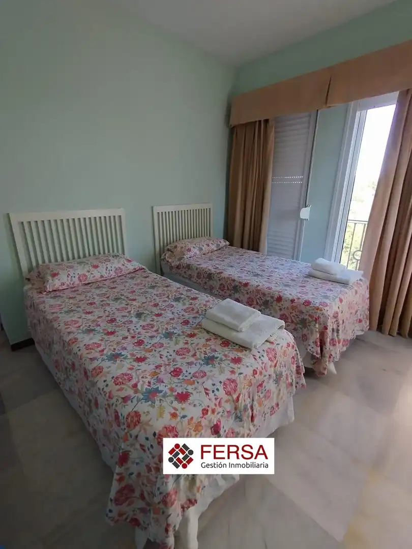 Bedroom of Attic for rent in El Puerto de Santa María  with Air Conditioner, Heating and Terrace