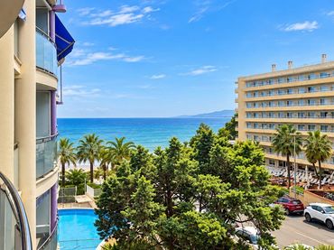 Apartament amb piscina en venda a Calle DUNES LES