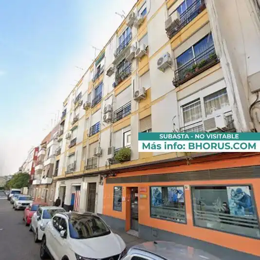 Vista exterior de Piso en venta en Córdoba
