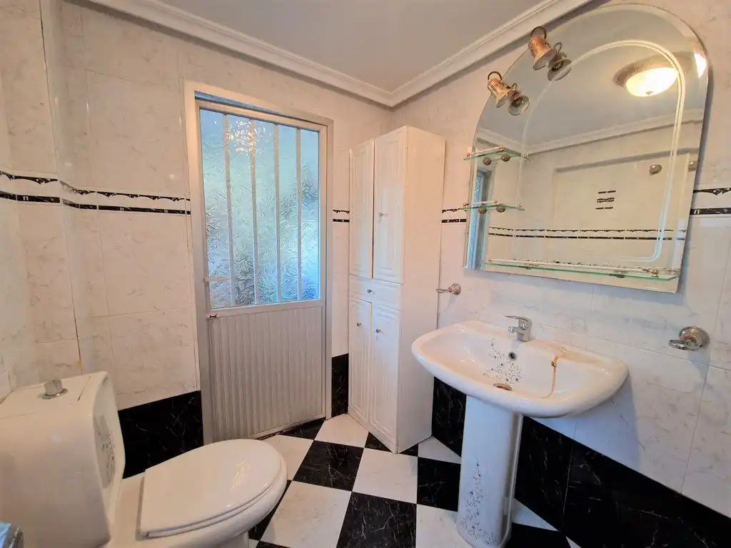 Bathroom of Houses for sale in La Carolina  with Air Conditioner and Terrace