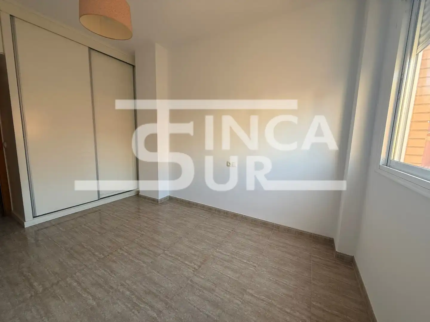 Habitación de Apartamento en venta en Roquetas de Mar con Amueblado, Horno y Lavadora