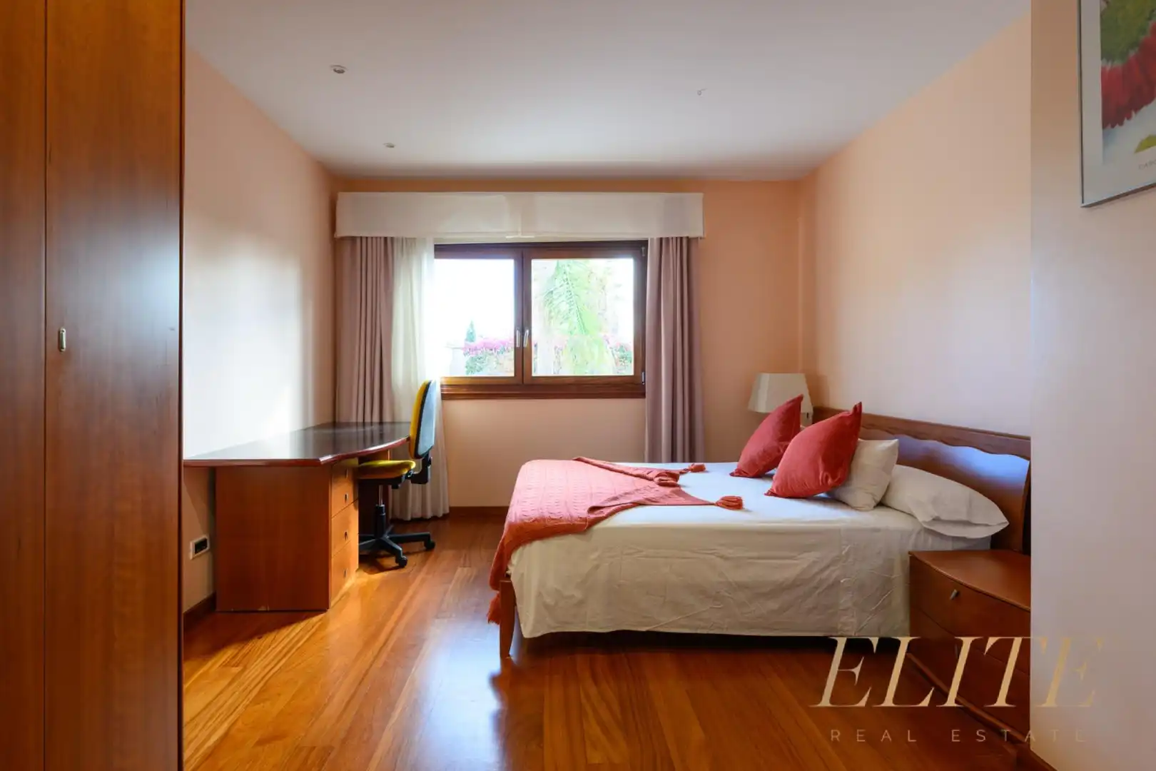 Dormitori de Casa o xalet en venda en San Bartolomé de Tirajana amb Jardí privat, Terrassa i Piscina