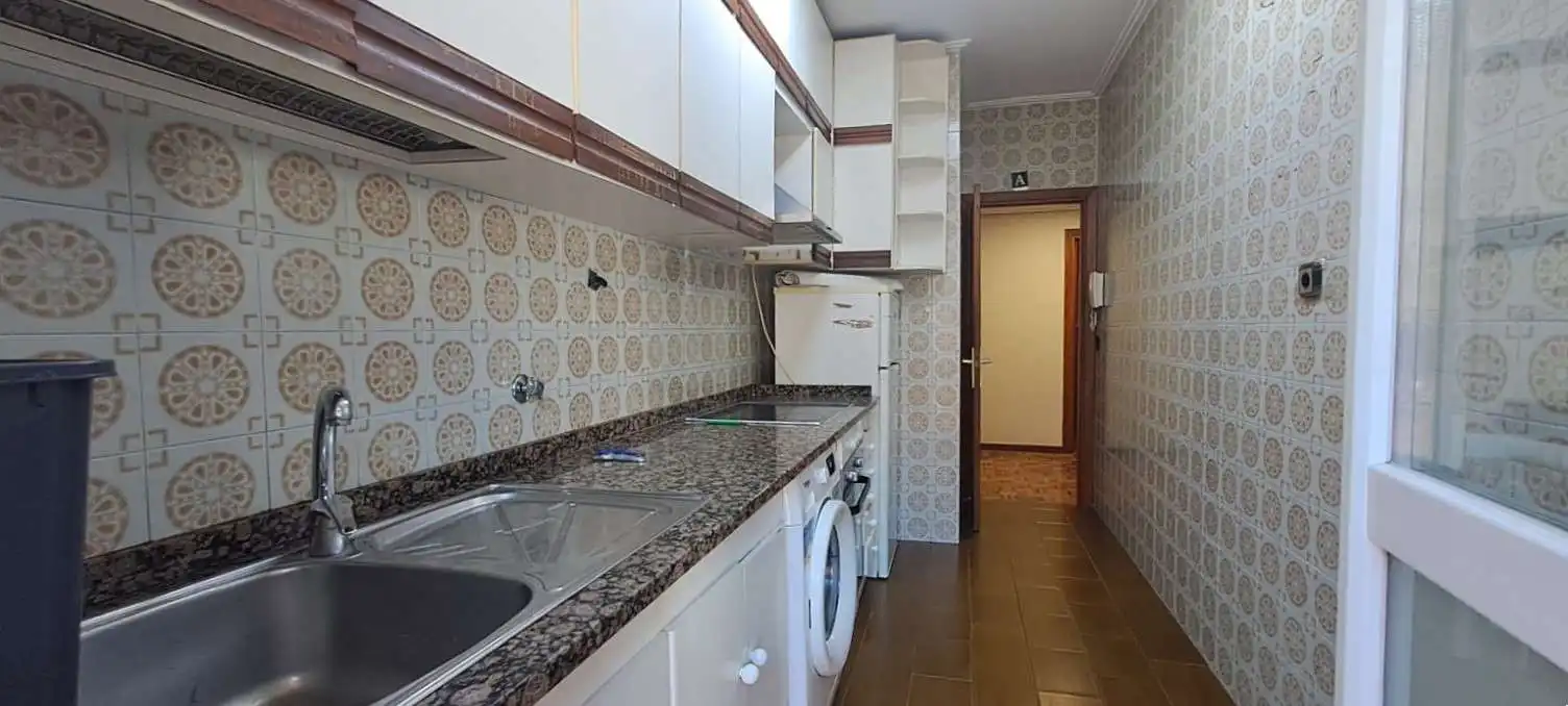 Cuina de Pis en venda en Vitoria - Gasteiz amb Calefacció, Terrassa i Traster
