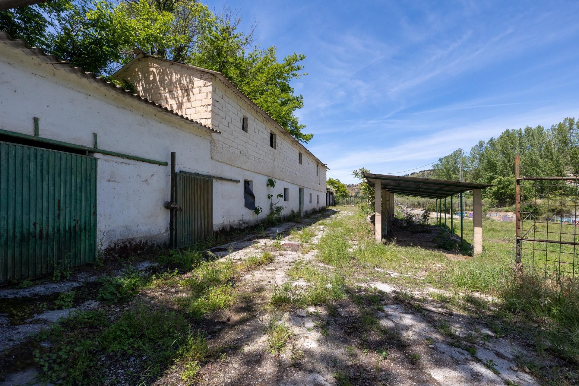 Exterior view of Land for sale in Cenes de la Vega