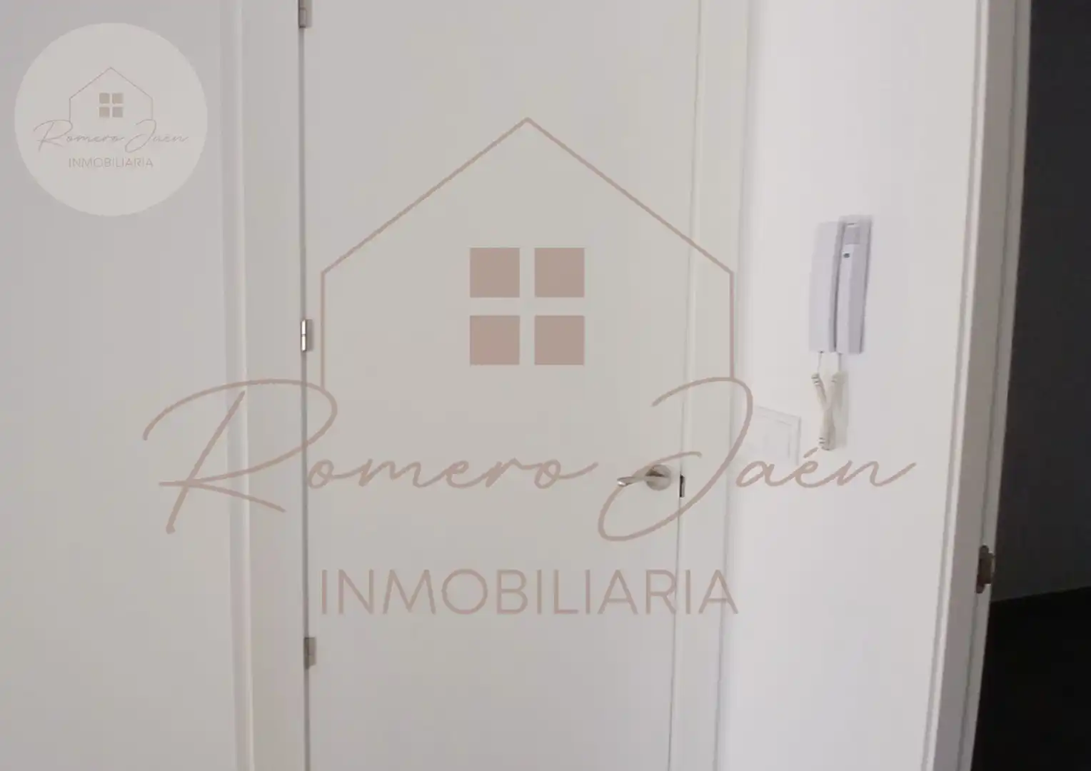 Dormitori de Casa o xalet en venda en Jaén amb Calefacció