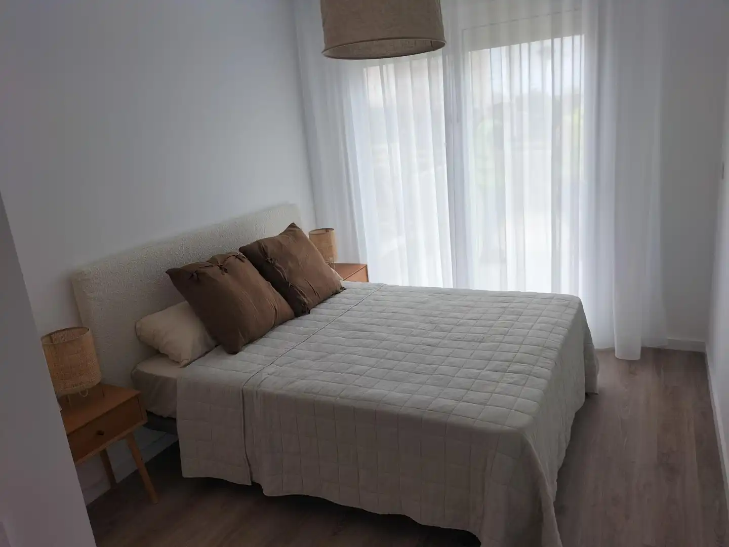 Habitación de Apartamento en venta en Santa Pola con Aire acondicionado, Calefacción y Jardín privado