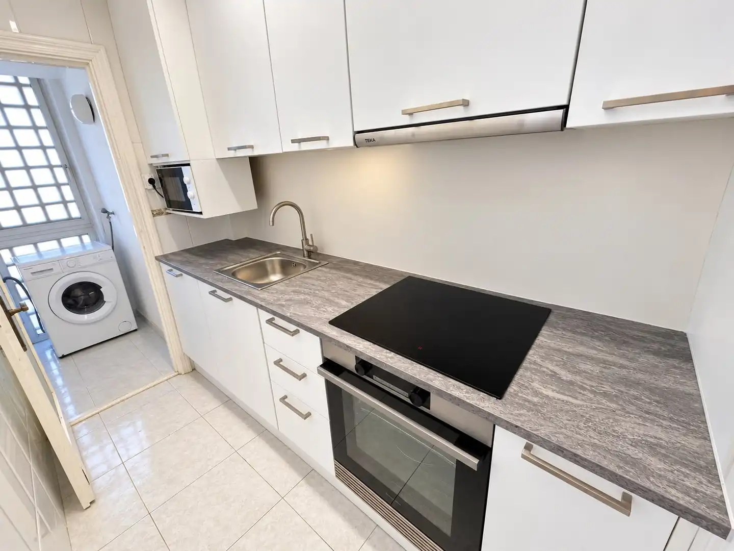 Apartament amb ascensor en venda a Carrer del Monestir de Poblet 16, imagen 8