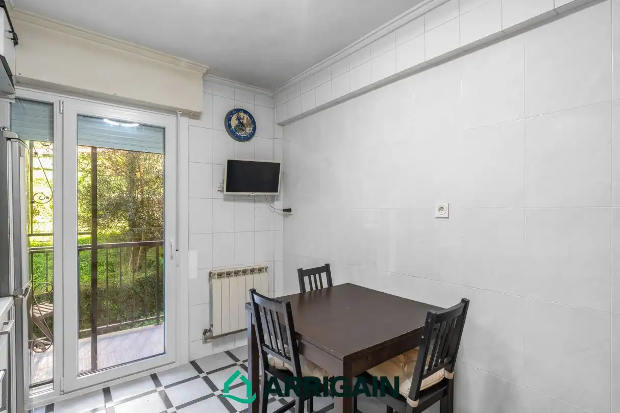 Schlafzimmer von Wohnung zum Verkauf in Donostia - San Sebastián  mit Heizung, Privatgarten und Balkon