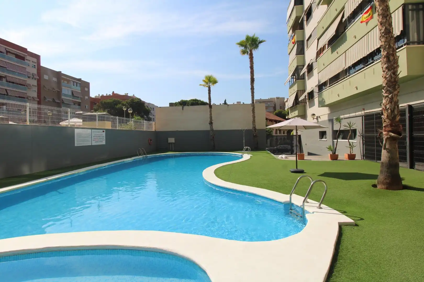 Swimming pool of Attic for sale in Alicante / Alacant  with Heating, Private garden and Terrace