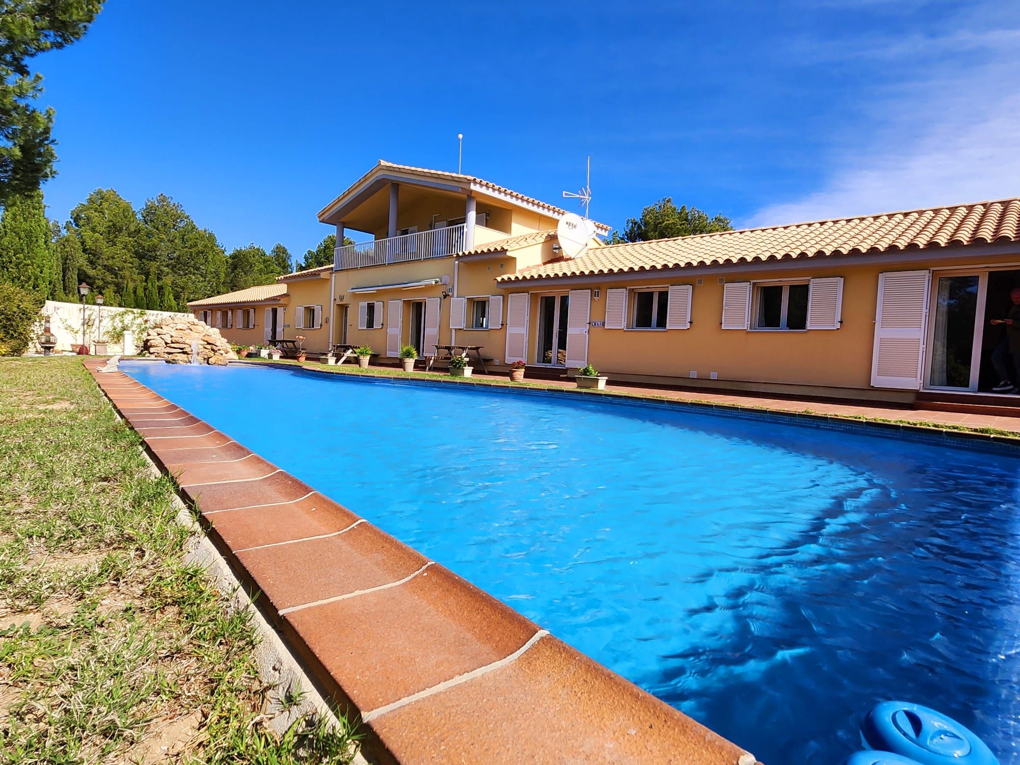 Piscina de Casa o xalet en venda en L'Ametlla de Mar  amb Aire condicionat, Calefacció i Jardí privat