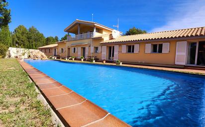 Piscina de Casa o xalet en venda en L'Ametlla de Mar  amb Aire condicionat, Calefacció i Jardí privat