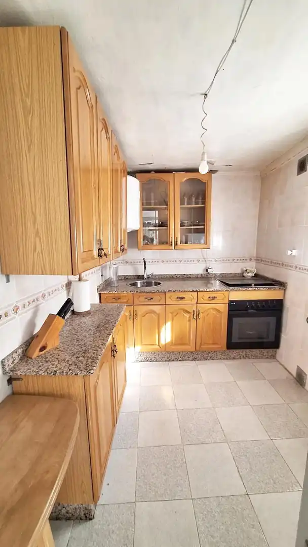 Cuina de Edifici en venda en Villafranca del Bierzo, León