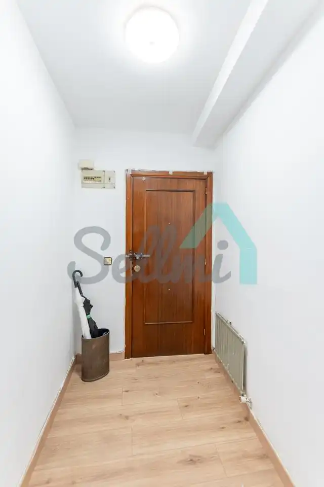 Flat for rent in Oviedo   with Heating, Parquet flooring and Furnished
