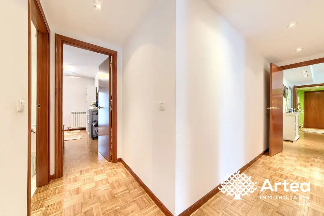 Piso en venta en Bilbao  con Calefacción y Trastero