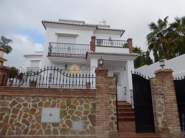 Casa-chalet en Venta en Centro