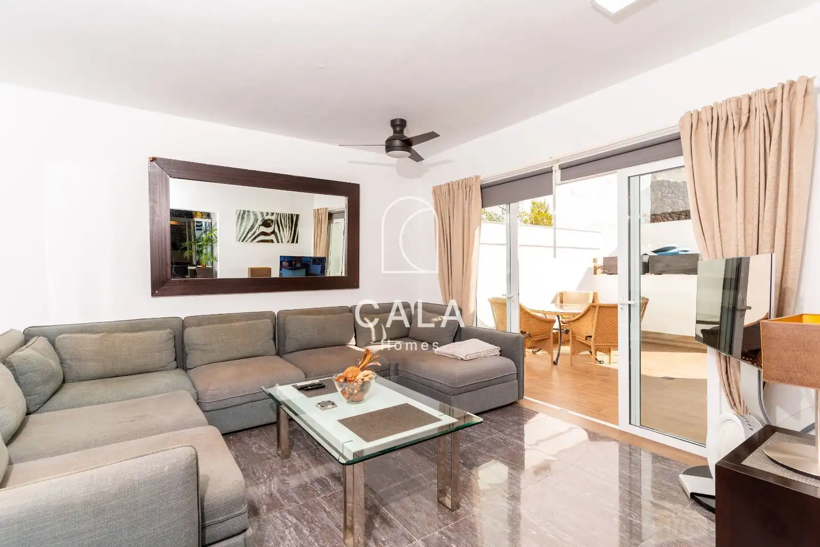Sala de estar de Casa o chalet en venta en Adeje con Aire acondicionado, Calefacción y Terraza