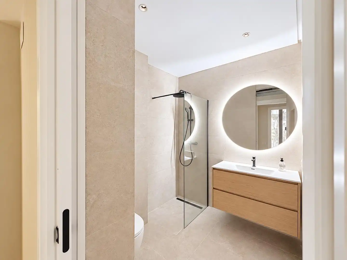 Baño de Apartamento en venta en Ciutat Vella