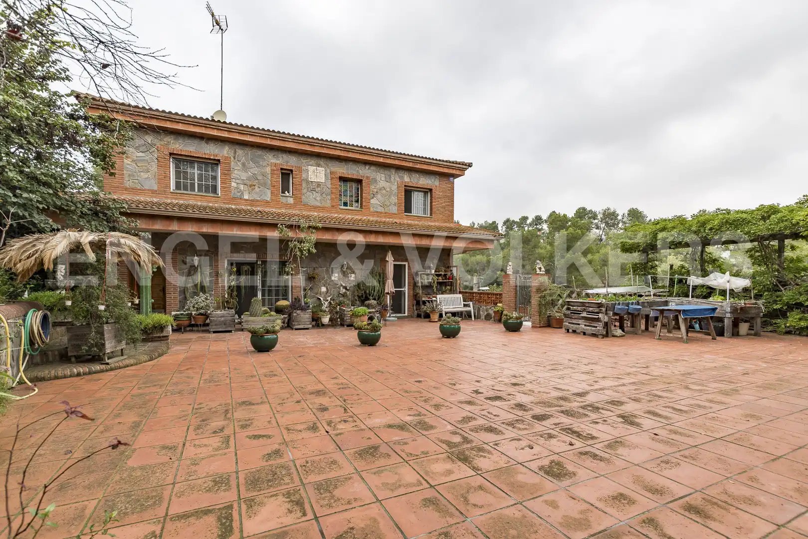Terraza de Casa o chalet en venta en Rubí con Aire acondicionado, Calefacción y Jardín privado