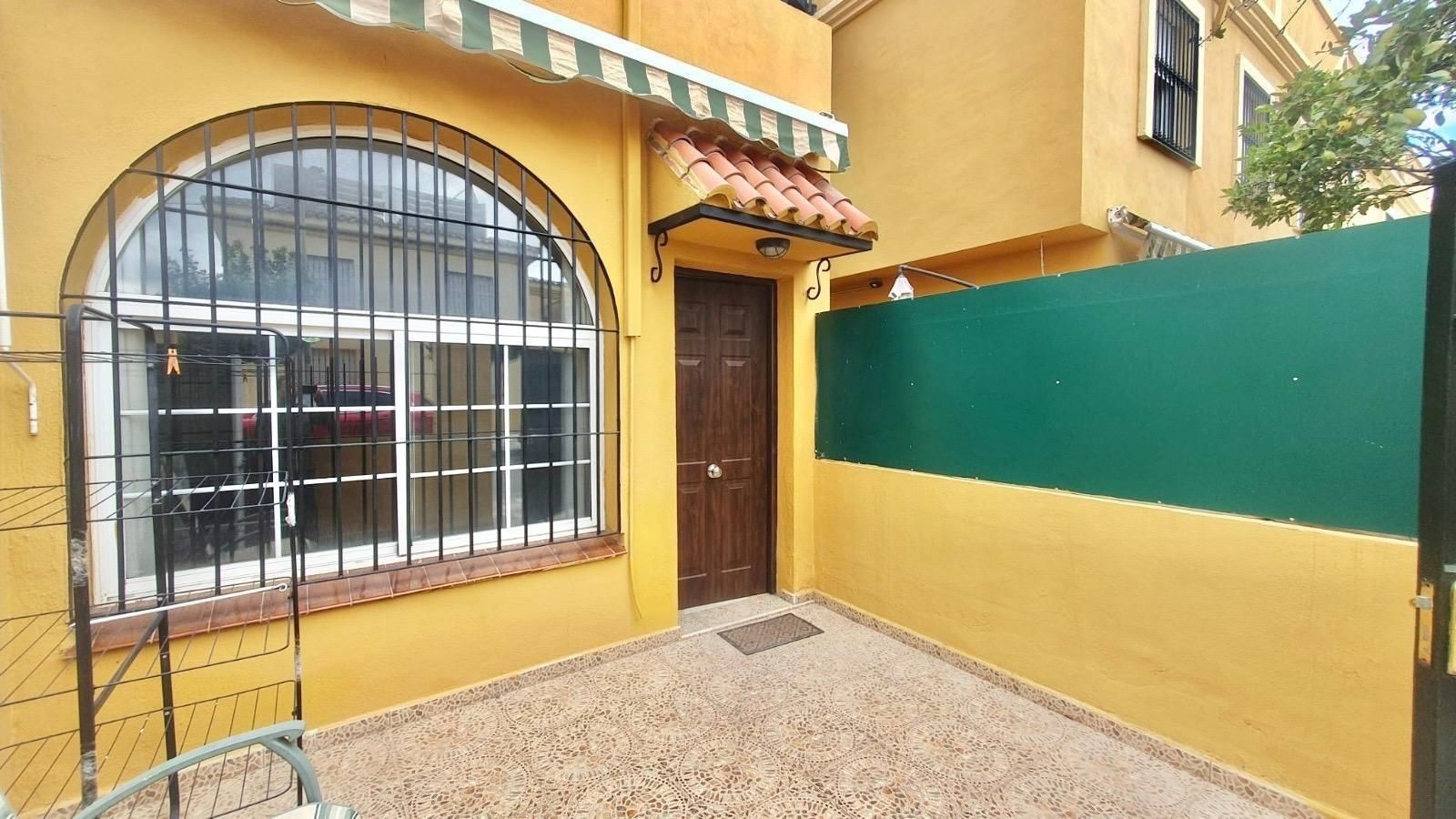 Exterior view of Single-family semi-detached for sale in Torremolinos  with Terrace and Furnished