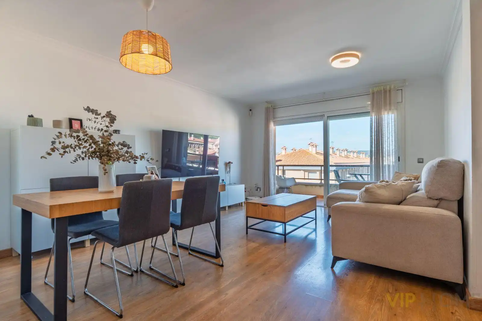 Duplex avec ascenseur à vendre à carrer enric vincke