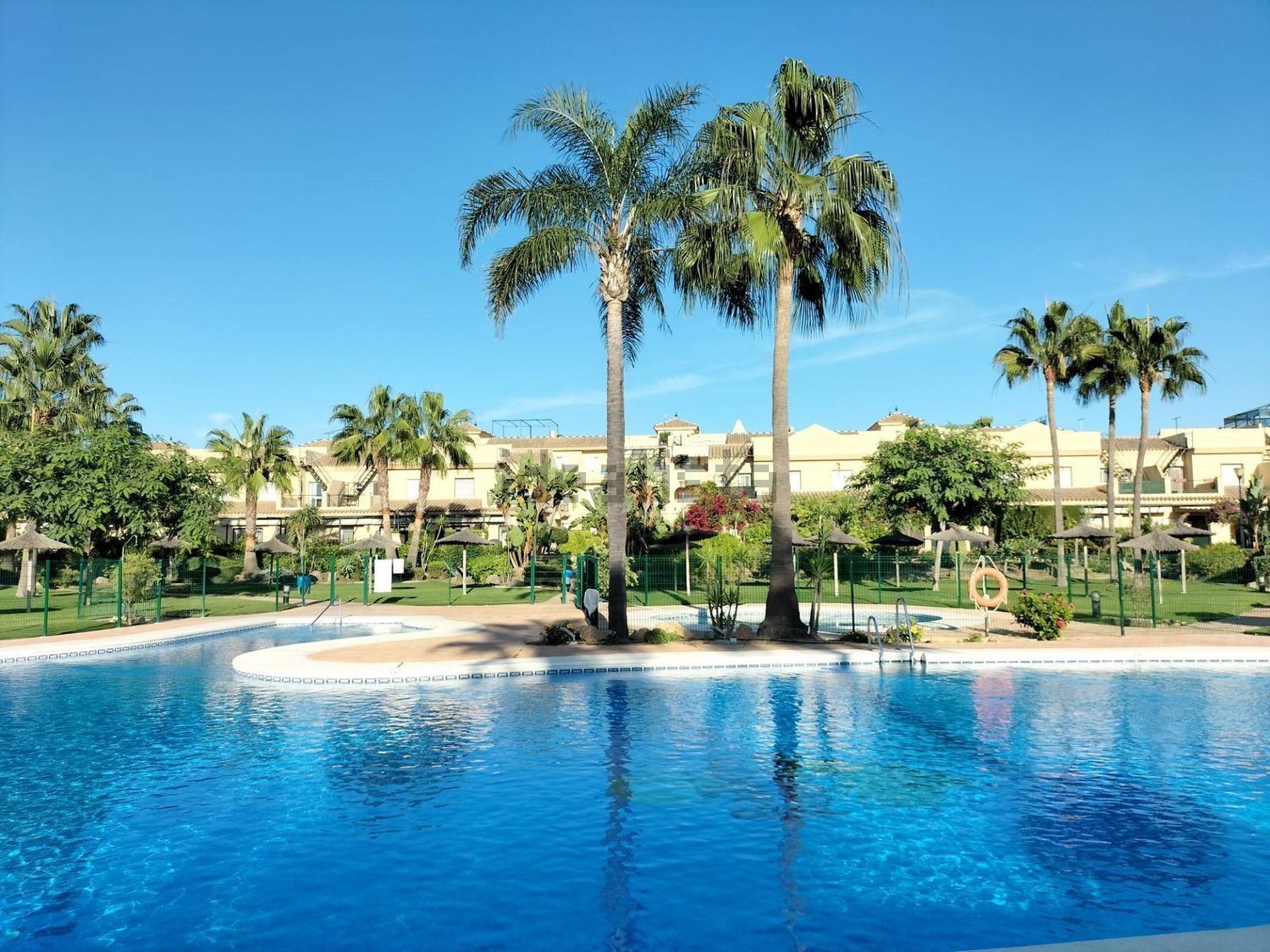 Swimming pool of Attic to rent in Rota  with Air Conditioner, Terrace and Furnished