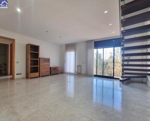 Living room of Duplex for sale in Sant Quirze del Vallès  with Terrace and Balcony