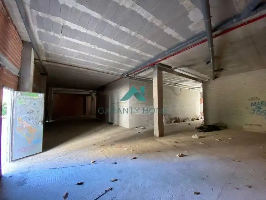 Geschaftsraum zur Miete in Torrelavega 